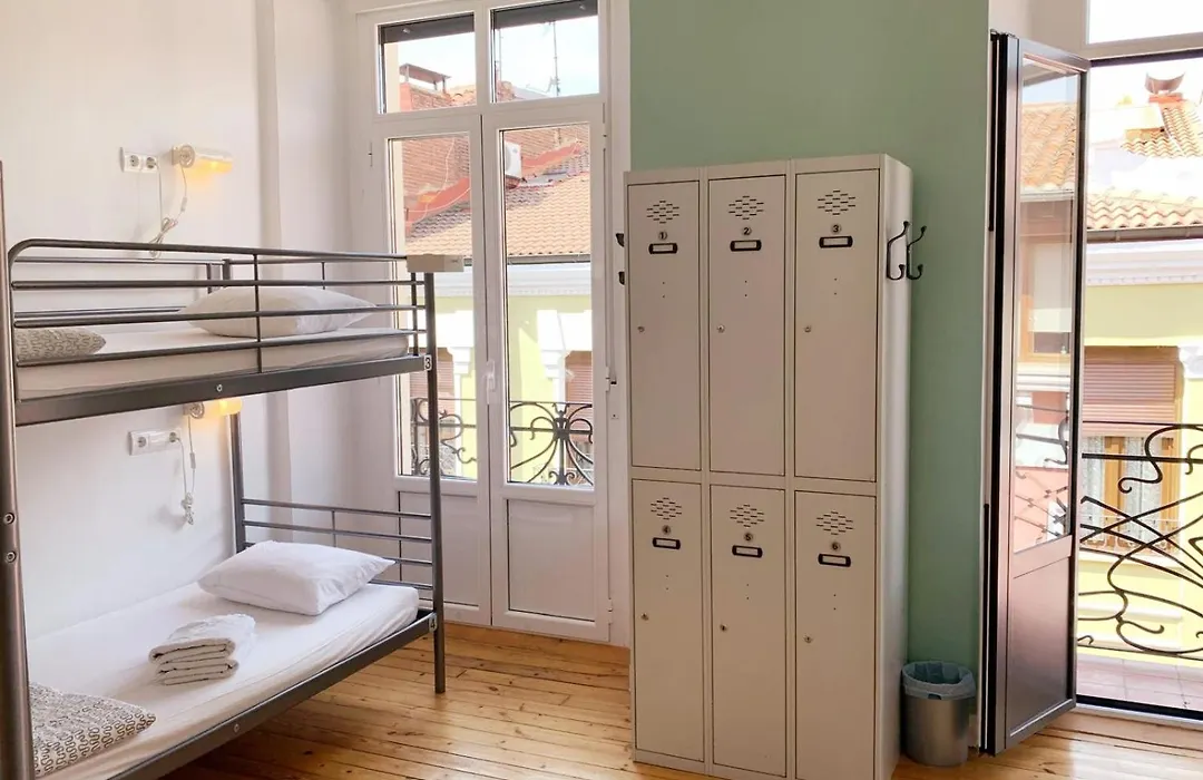 Leon Hostel-1